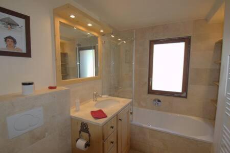 Ski-In, Chalet-Style Appt Central Verbier - 1 Min Walk To Lift Esterno foto